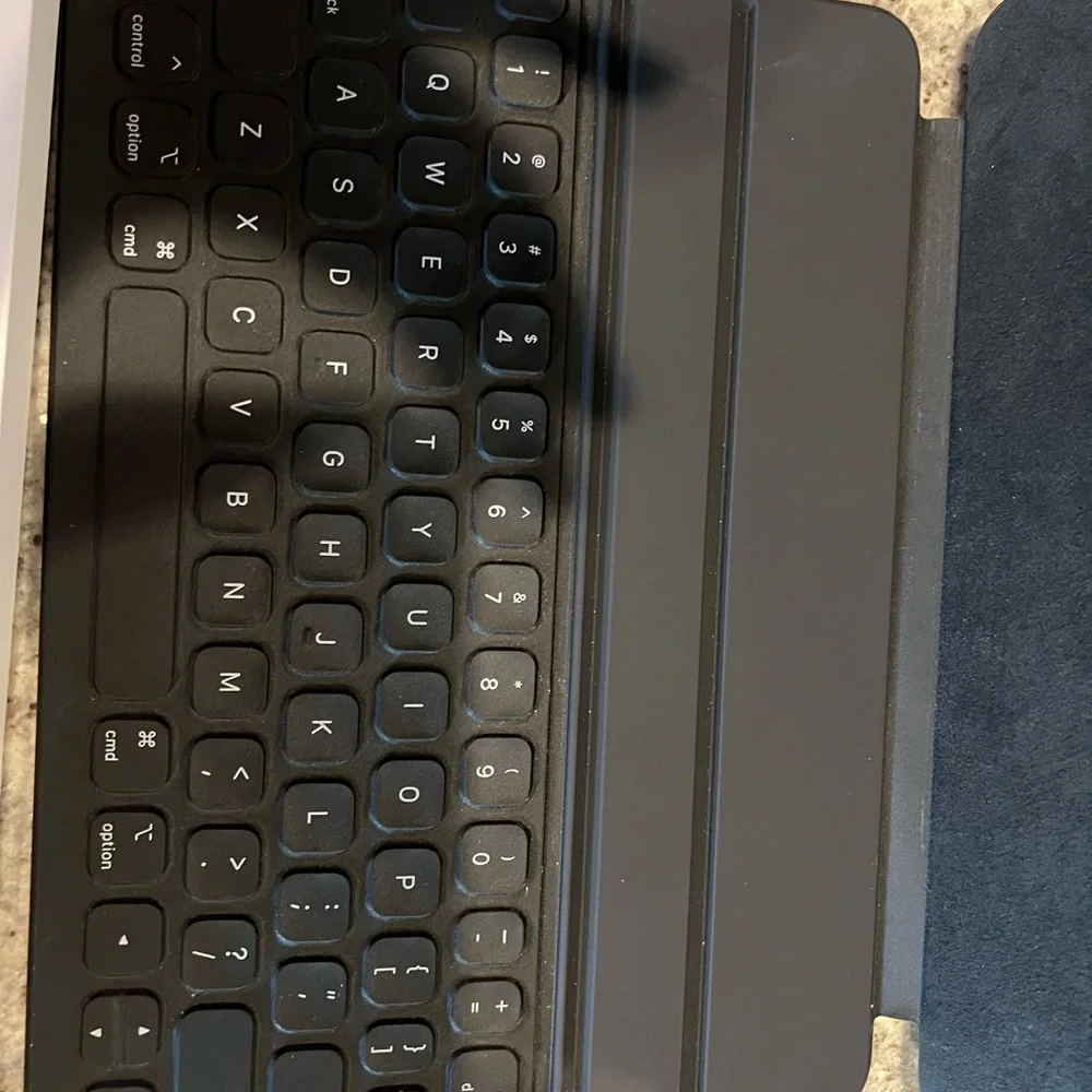 Apple iPad Smart Keyboard folio 11 pro